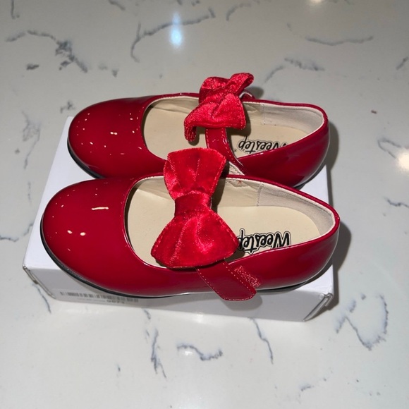 Red Bow Kids Shoes - Picture 1 of 2